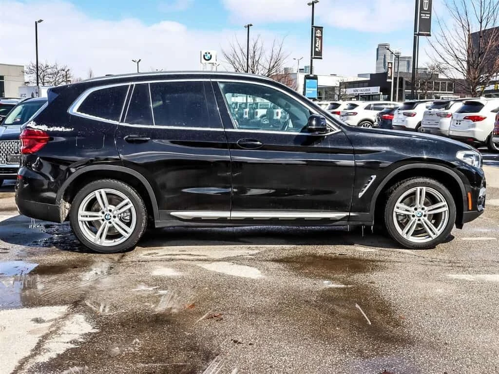 BMW X3 * xDrive30i Sports Activity Vehicle * CARFAX * ЦЕН, снимка 3 - Автомобили и джипове - 53935649
