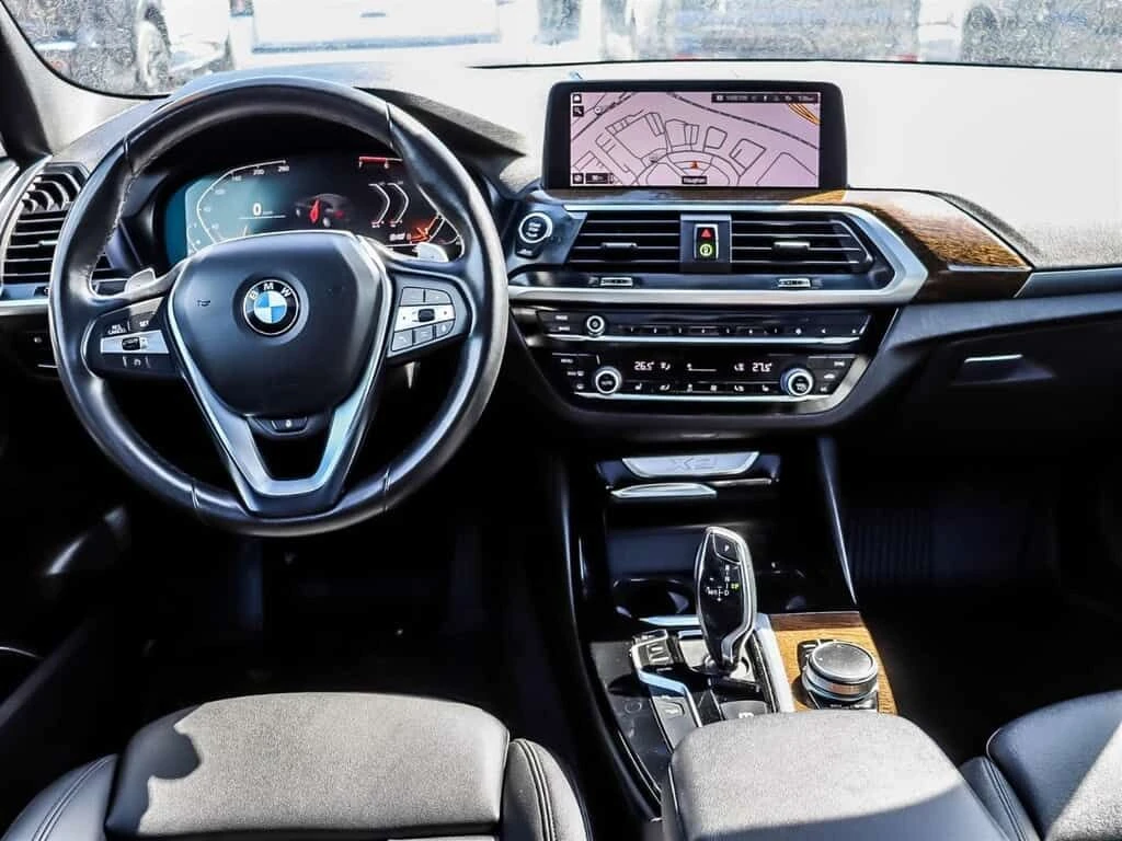 BMW X3 * xDrive30i Sports Activity Vehicle * CARFAX * ЦЕН, снимка 9 - Автомобили и джипове - 53935649