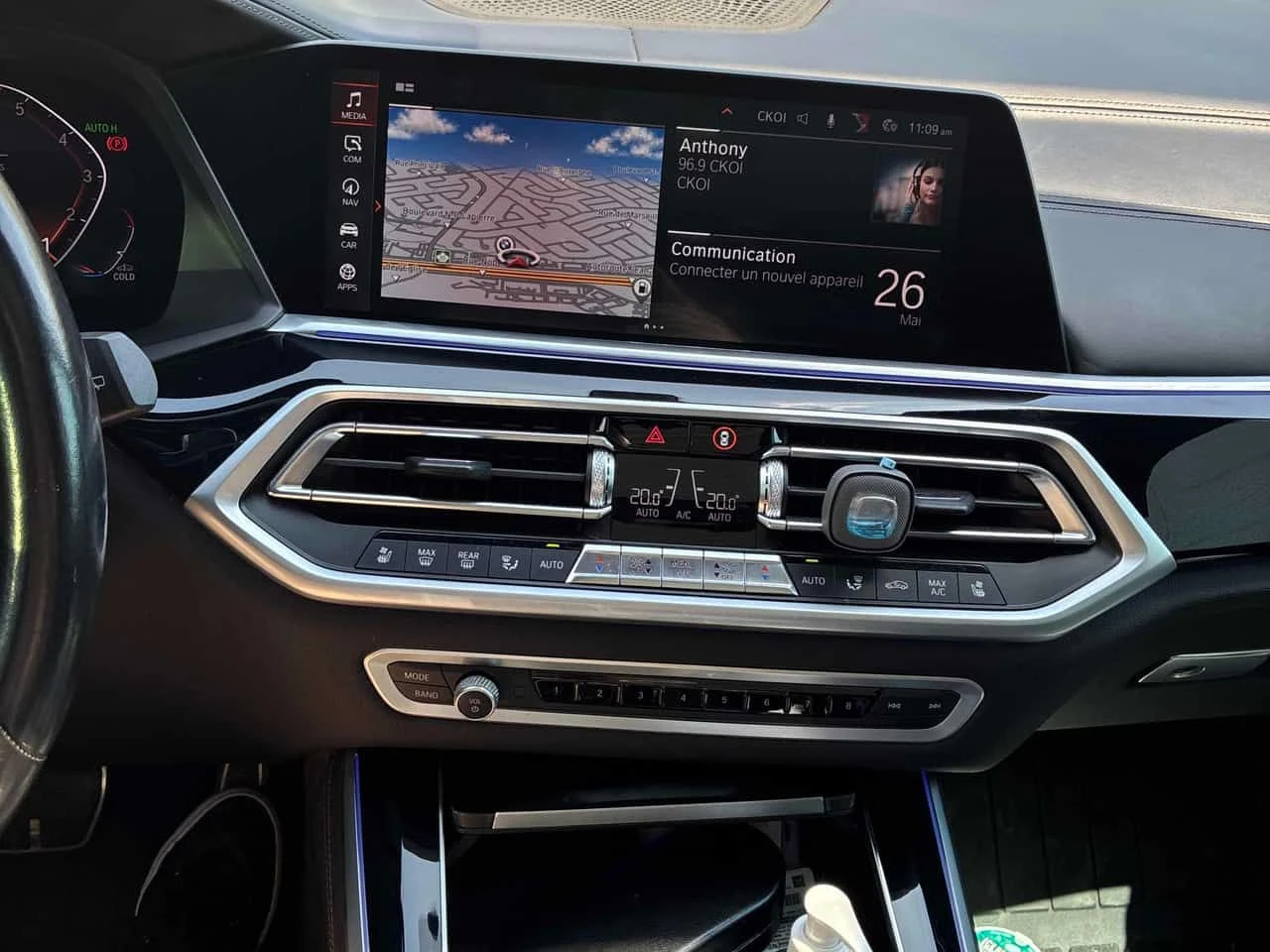 BMW X5 xDrive40i| M SPORT| DISTR| 360| SHADOW| SWAROVKSI, снимка 10 - Автомобили и джипове - 54688811