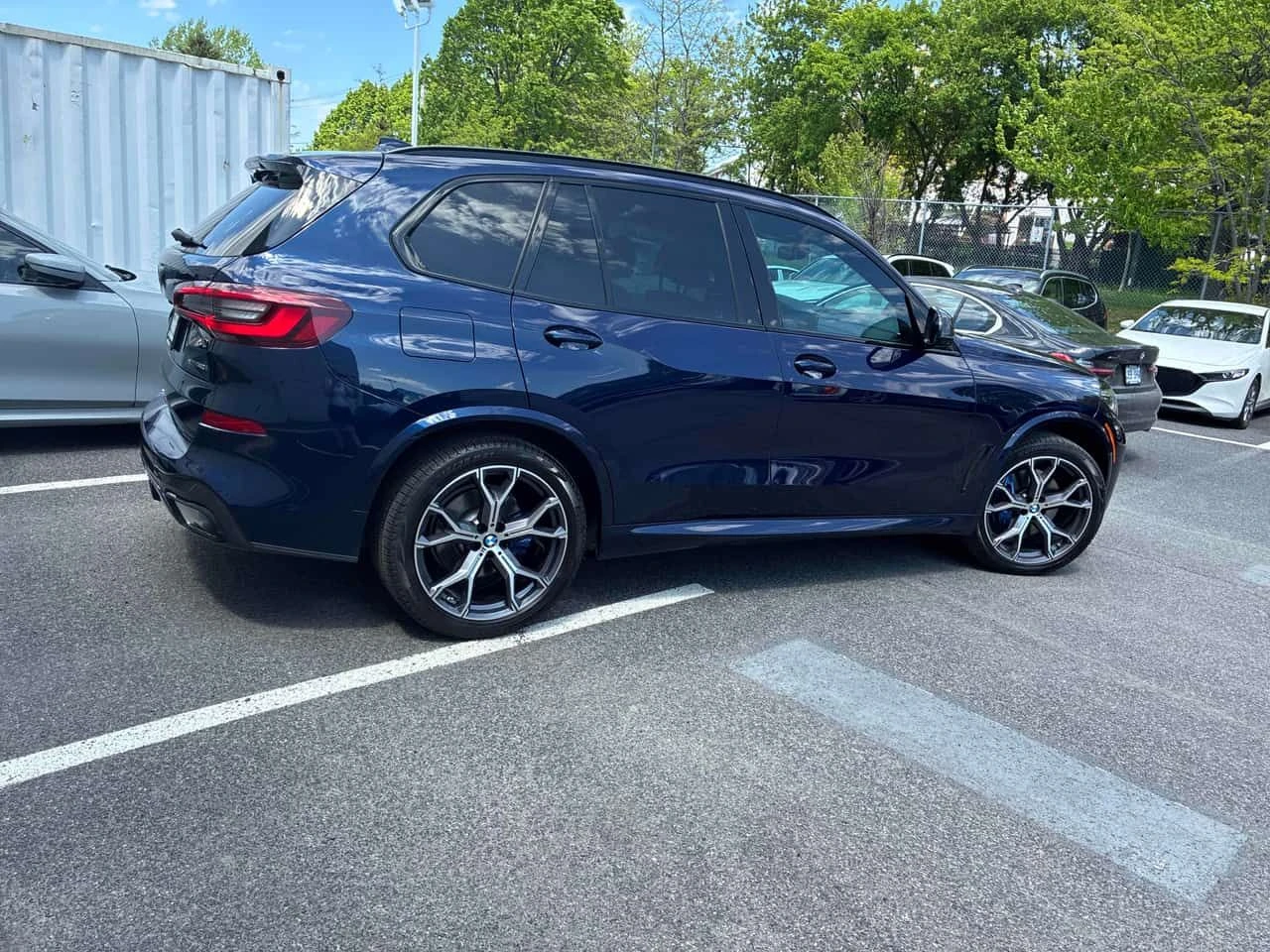 BMW X5 xDrive40i| M SPORT| DISTR| 360| SHADOW| SWAROVKSI, снимка 6 - Автомобили и джипове - 54688811