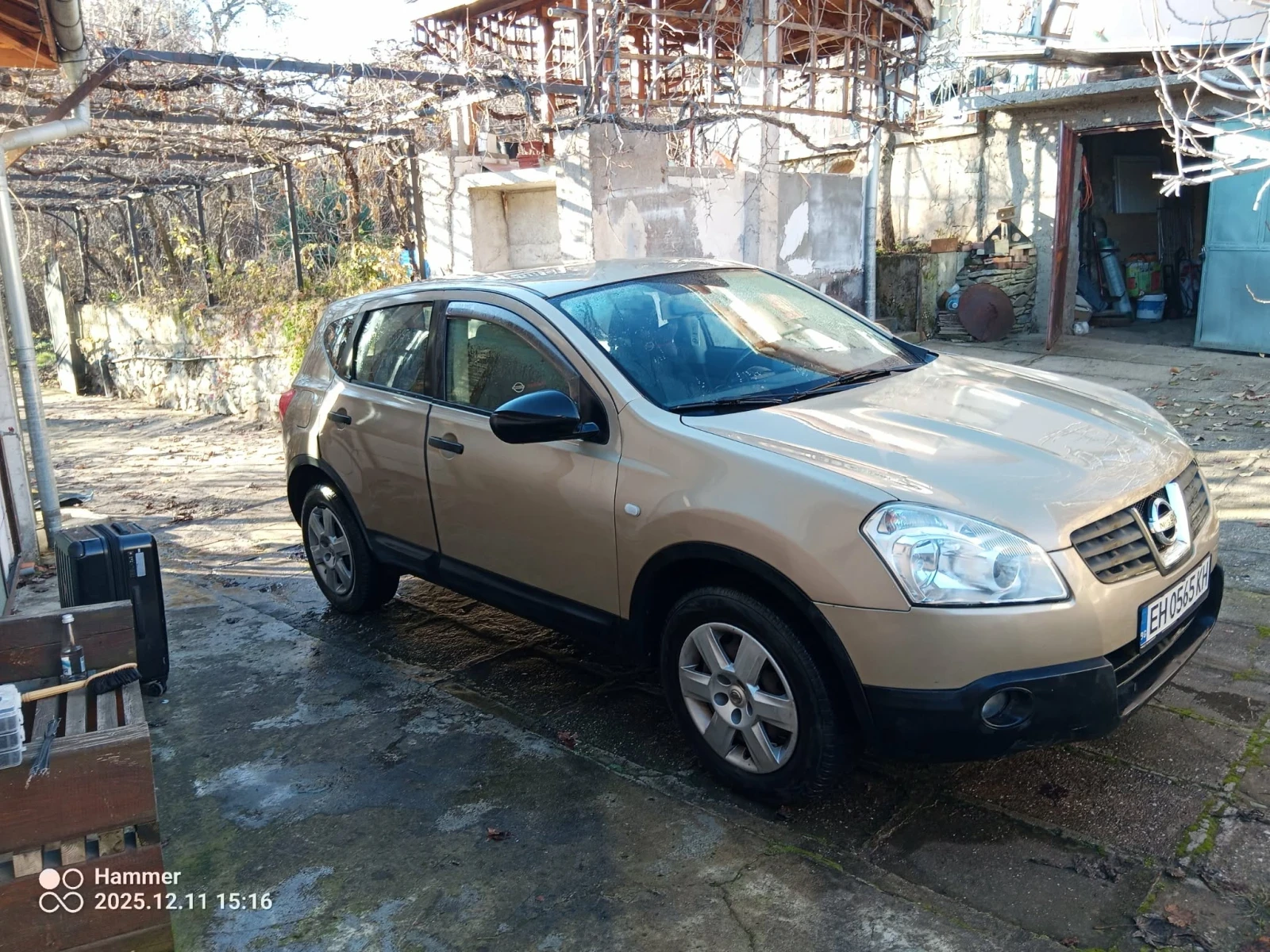 Nissan Qashqai, снимка 2 - Автомобили и джипове - 54749700