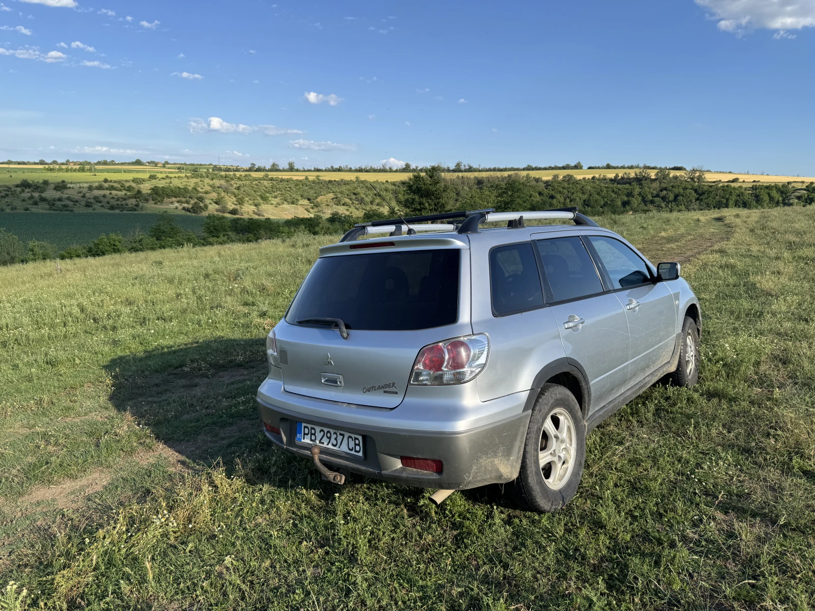 Mitsubishi Outlander 4WD, снимка 6 - Автомобили и джипове - 54949075