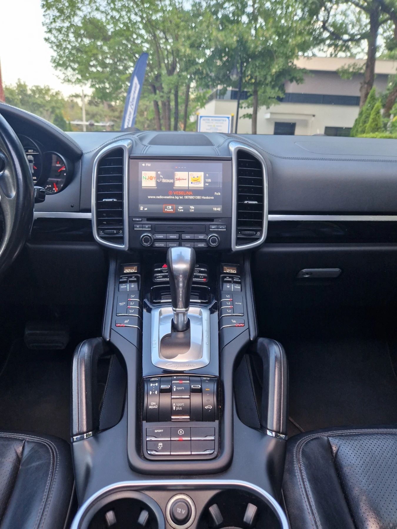 Porsche Cayenne 3.0D 268к.с., снимка 12 - Автомобили и джипове - 55208109