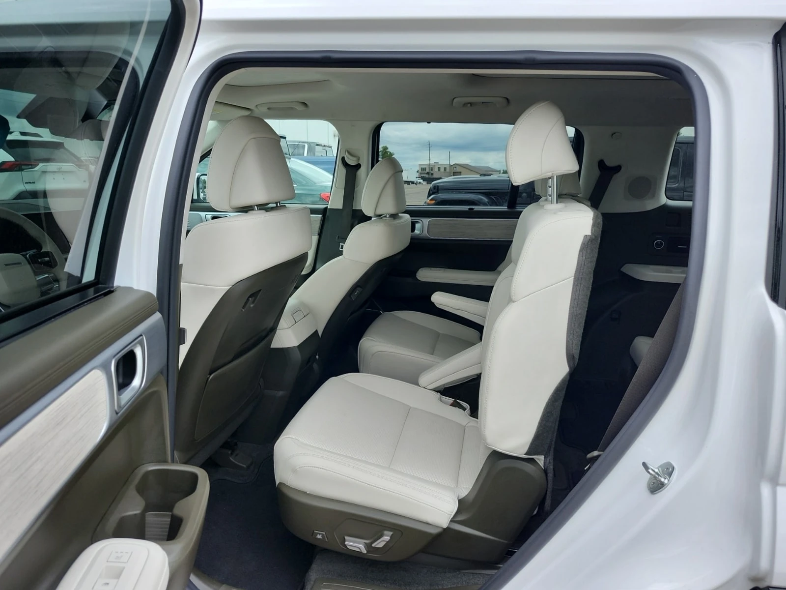 Hyundai Santa fe * Awd * Ultimate Calligraphy * Carfax * , снимка 12 - Автомобили и джипове - 56013298