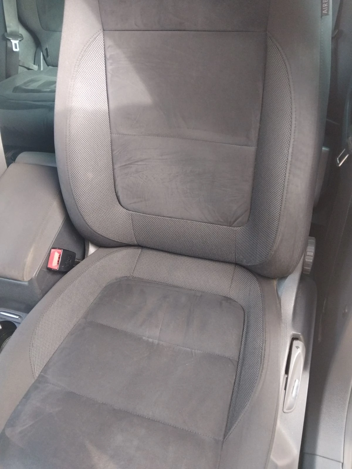 VW Tiguan 2.0, снимка 7 - Автомобили и джипове - 56660783