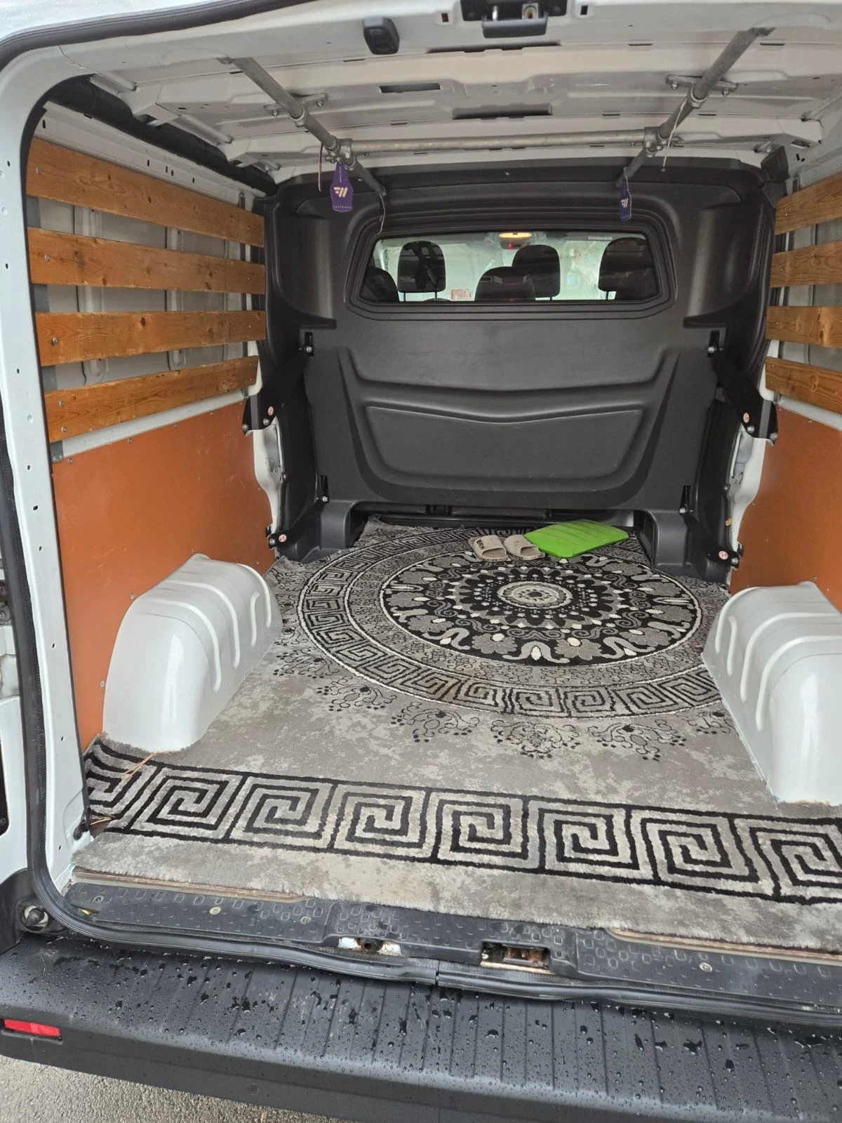 Renault Trafic 2.0 - изображение 7