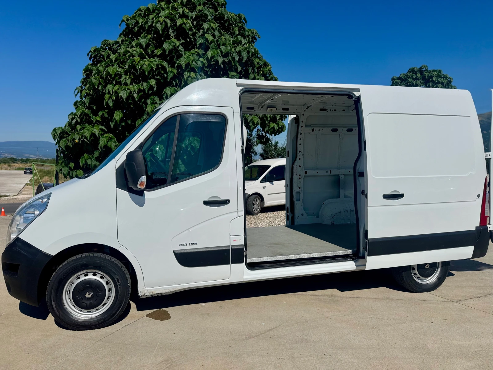 Renault Master ТОП , снимка 11 - Бусове и автобуси - 55239089