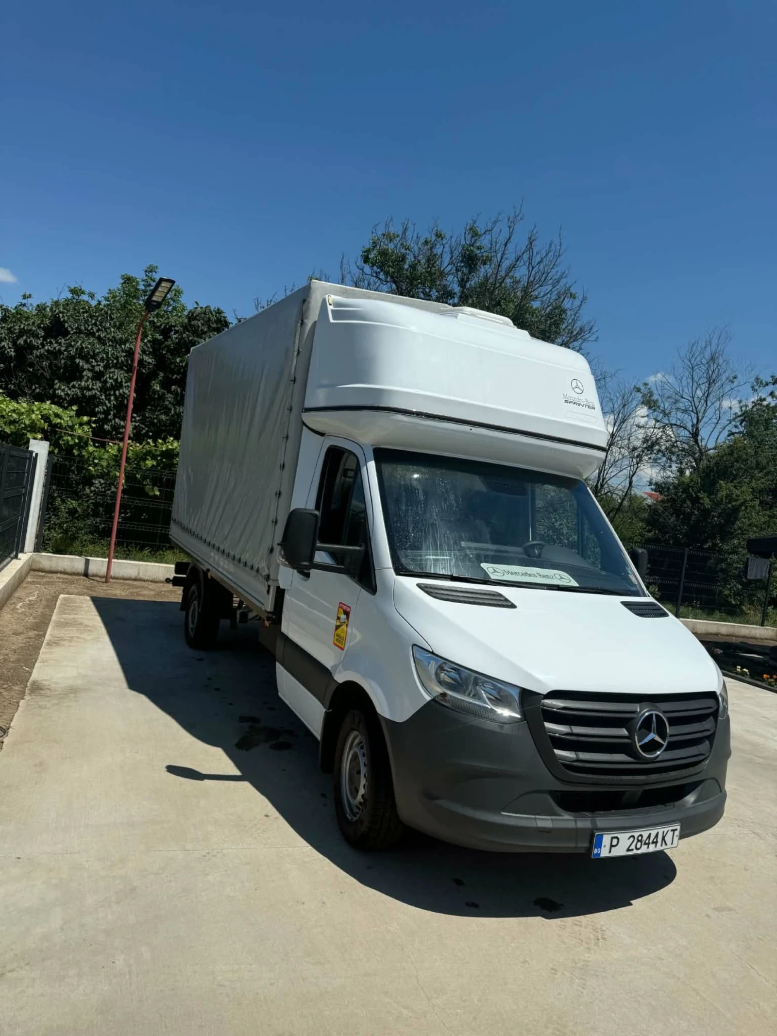 Mercedes-Benz Sprinter 318