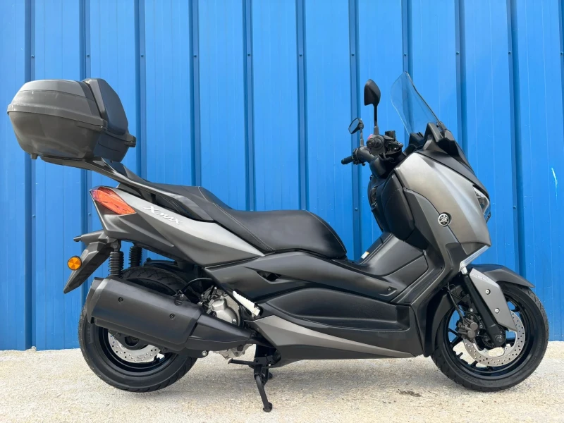 Yamaha X-max 300i ABS TC LED
