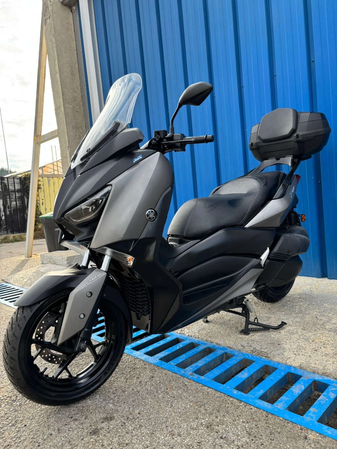 Yamaha X-max 300i ABS TC LED - изображение 3