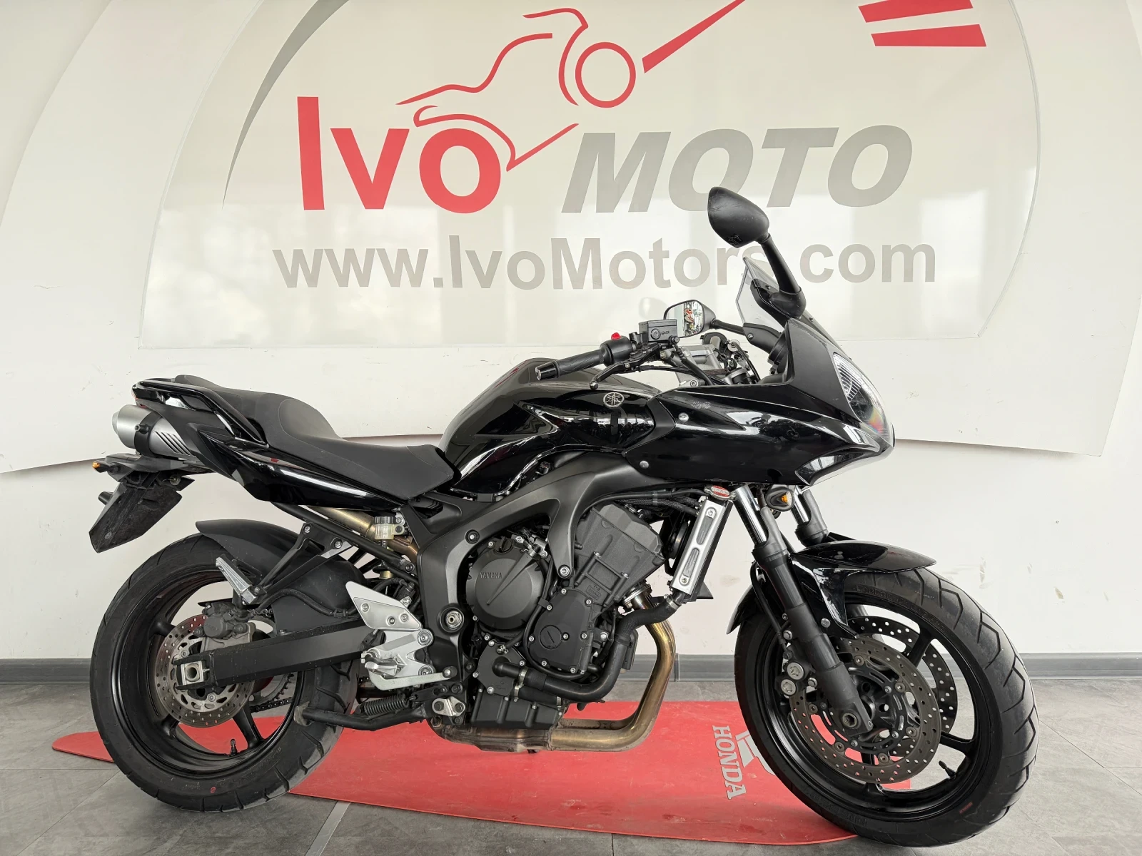 Yamaha FZ6 Fazer 600