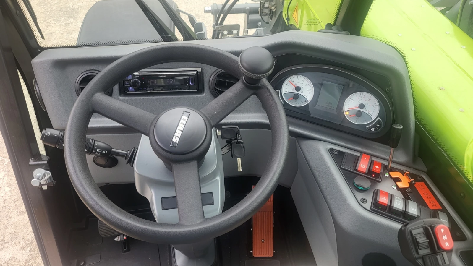   Claas Scorpion 732 | Mobile.bg   12