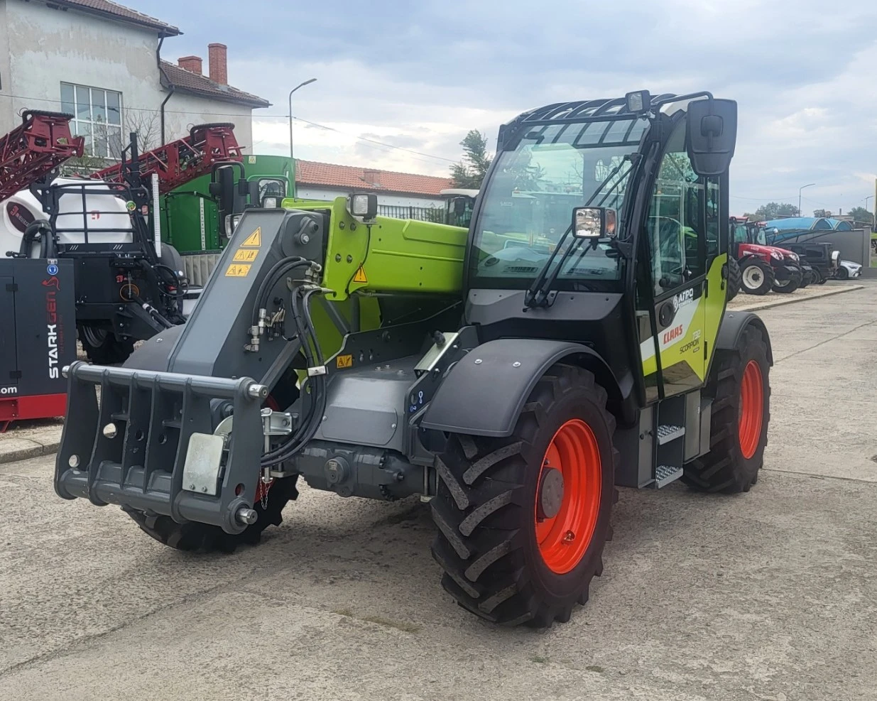   Claas Scorpion 732 | Mobile.bg   1