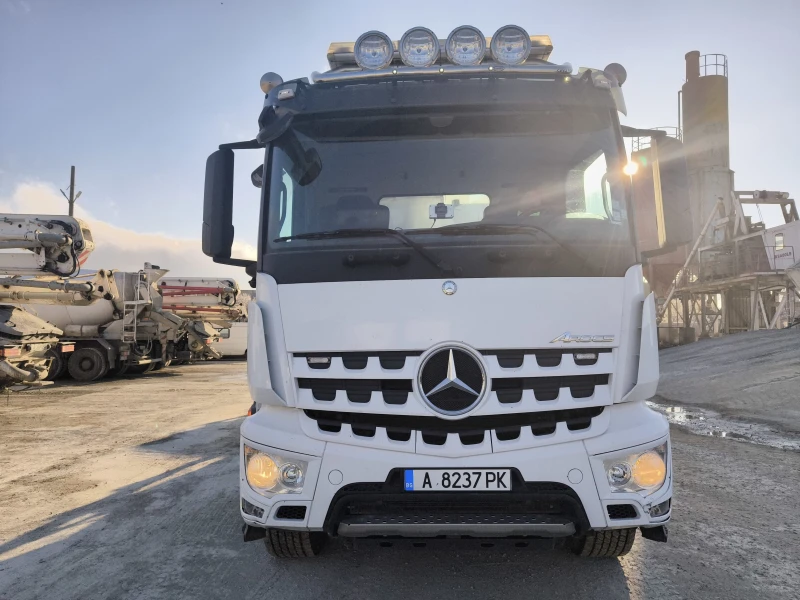 Бетон помпа Mercedes-Benz AROCS, снимка 3 - Индустриална техника - 53248589