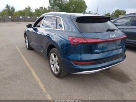 Audi E-Tron Premium Plus, снимка 3