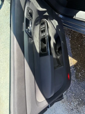 VW Touran 1.9 tdi 105hp - 6200 лв. - 58600669 10