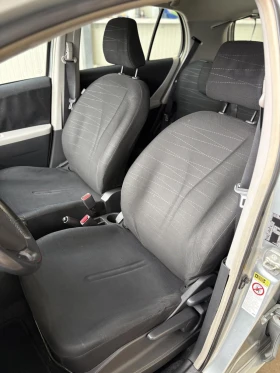 Toyota Yaris 1.3i Автоматик - 6900 лв. / 3527.91 € - 94234587 7