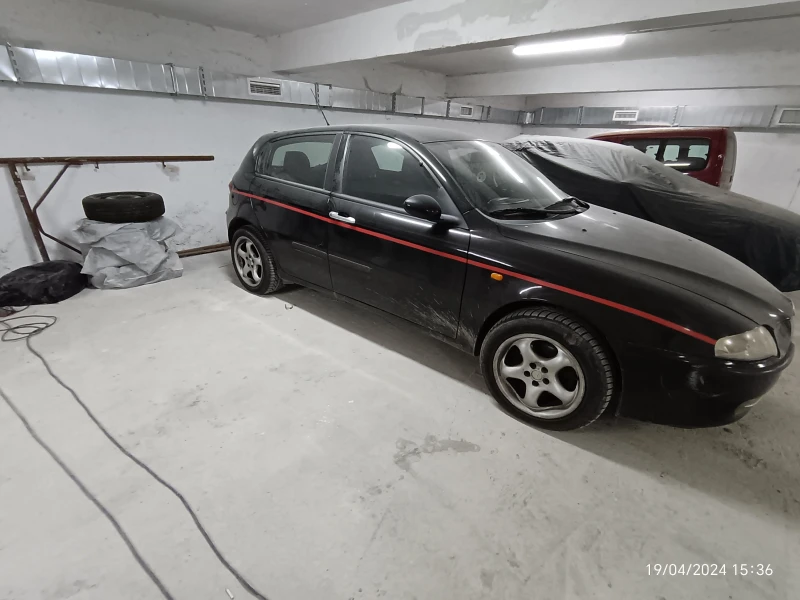 Alfa Romeo 147, снимка 1 - Автомобили и джипове - 47328296