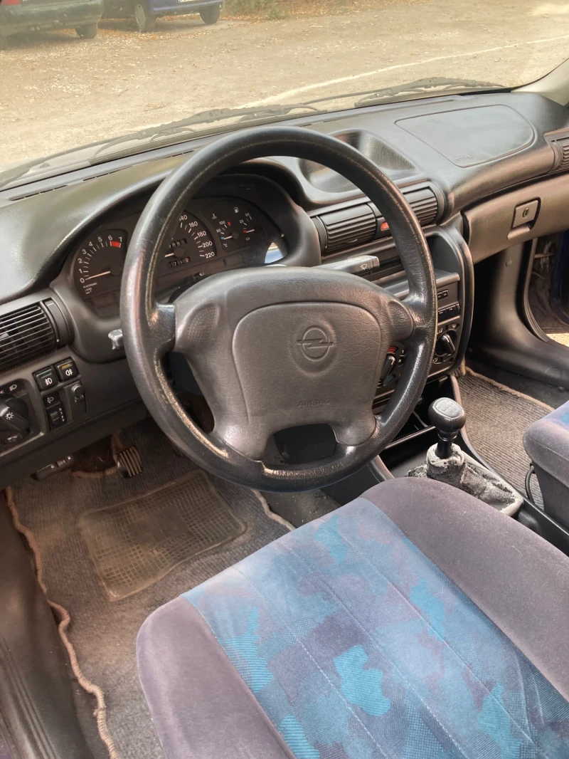 Opel Astra Opel Astra F, снимка 2 - Автомобили и джипове - 47433587