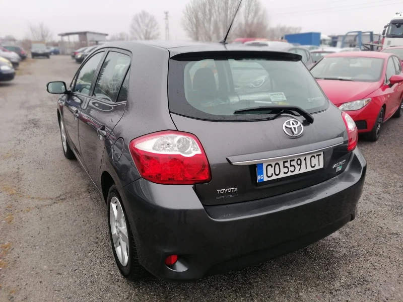 Toyota Auris, снимка 4 - Автомобили и джипове - 48311303