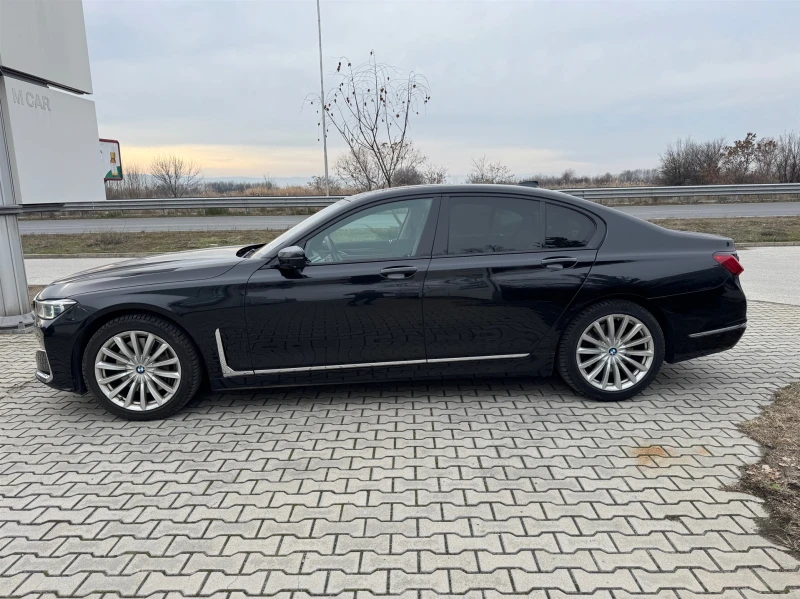 BMW 740 xDrive Sedan, снимка 3 - Автомобили и джипове - 48602166