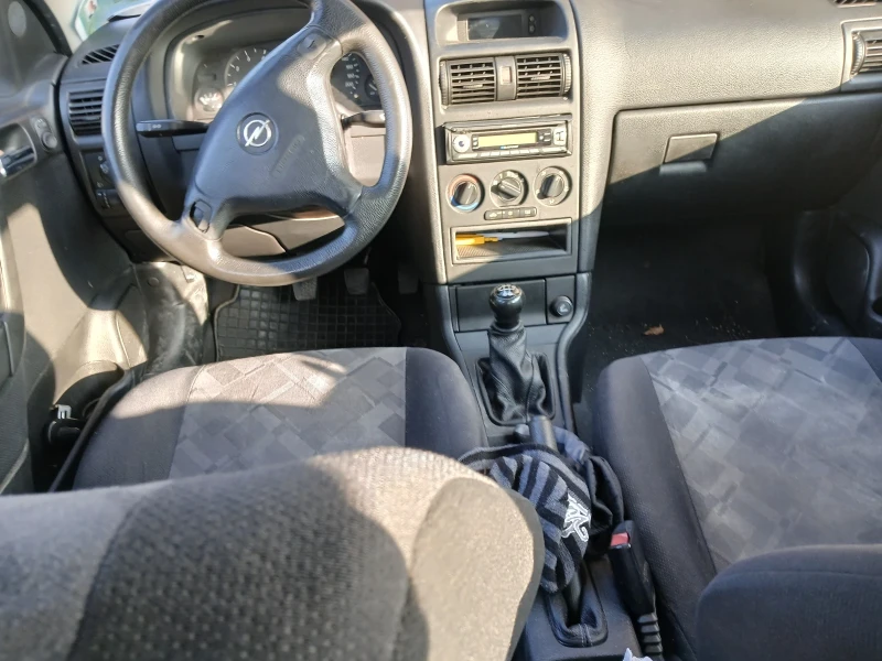 Opel Astra, снимка 5 - Автомобили и джипове - 48764273