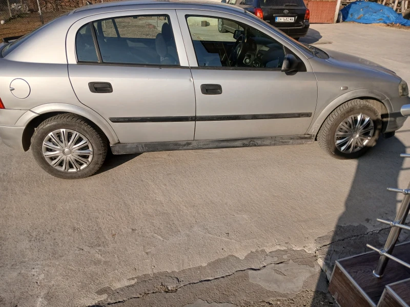 Opel Astra, снимка 3 - Автомобили и джипове - 48764273