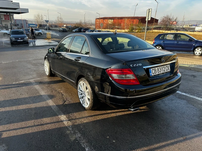 Mercedes-Benz C 220 Elegance , снимка 4 - Автомобили и джипове - 48855670