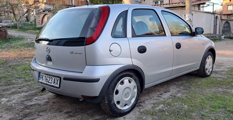 Opel Corsa 1.2 80кс, снимка 4 - Автомобили и джипове - 48929387