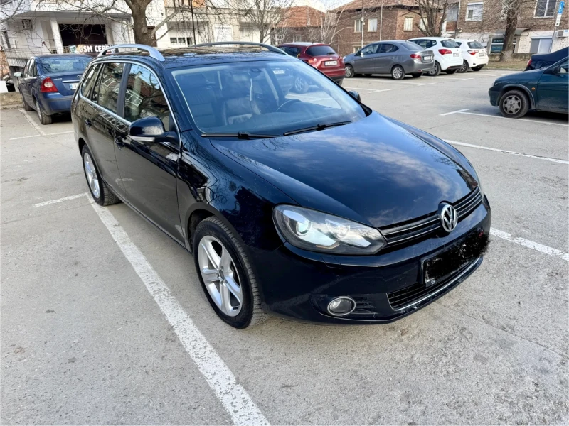 VW Golf 1.6 TD Кожа Панорама Ксенон Подгрев, снимка 3 - Автомобили и джипове - 49319031