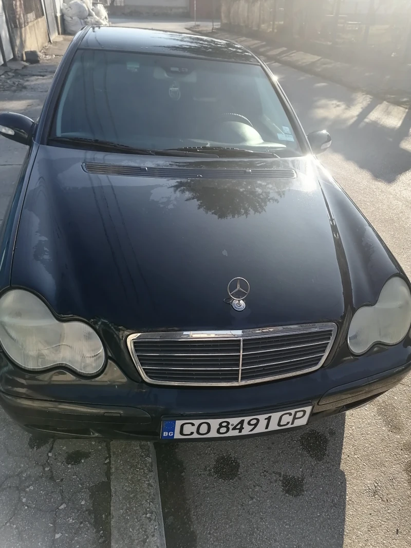 Mercedes-Benz C 180, снимка 1 - Автомобили и джипове - 49364278