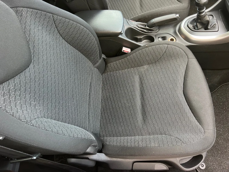 Peugeot 308 1.6i PANORAMA/6sk/KLIMATRONIK/UNIKAT, снимка 14 - Автомобили и джипове - 51068985