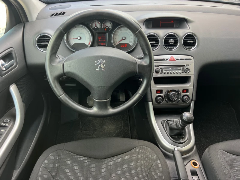 Peugeot 308 1.6i PANORAMA/6sk/KLIMATRONIK/UNIKAT, снимка 16 - Автомобили и джипове - 51068985