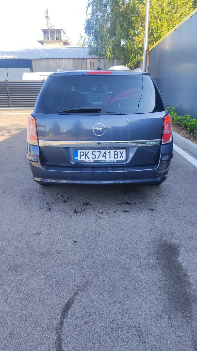 Opel Astra 1.7, снимка 5 - Автомобили и джипове - 52278621