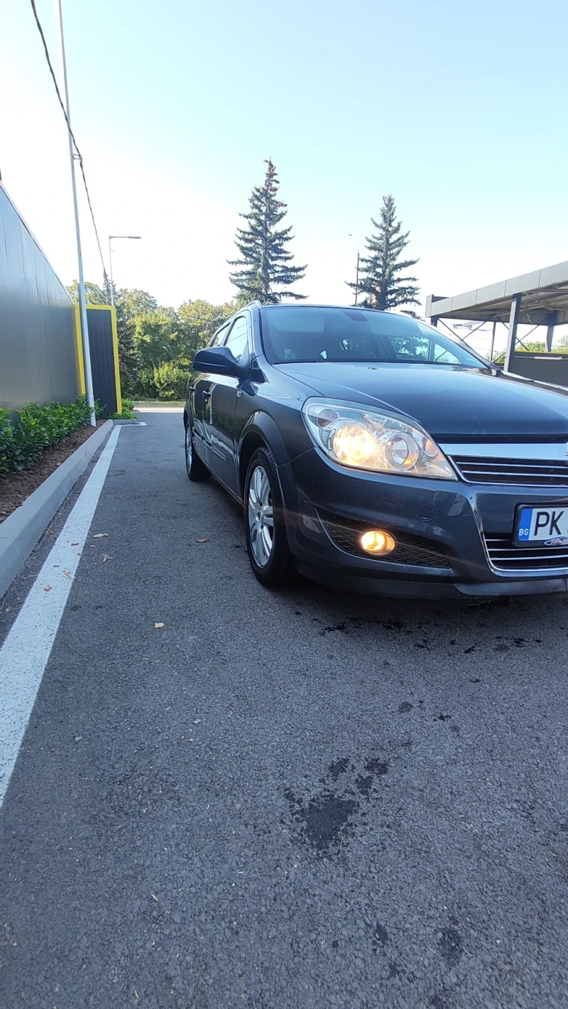 Opel Astra 1.7, снимка 3 - Автомобили и джипове - 52278621