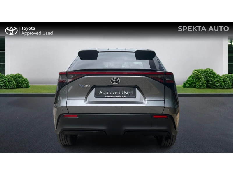 Toyota bZ4X Месечна вноска от 960 лв., снимка 4 - Автомобили и джипове - 52253867