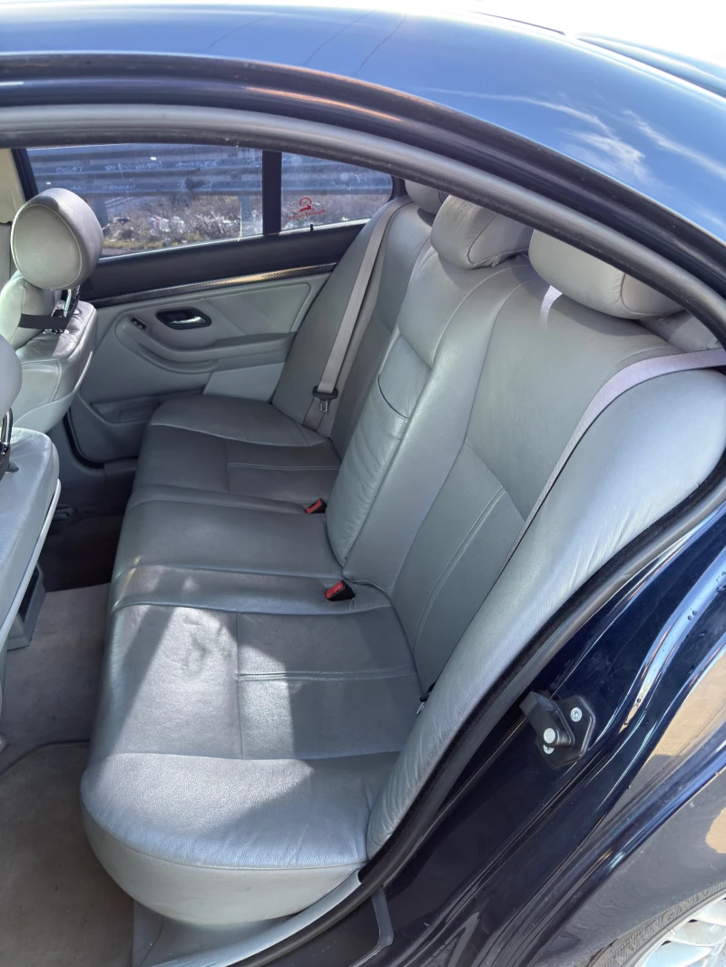 BMW 530, снимка 8 - Автомобили и джипове - 52402176