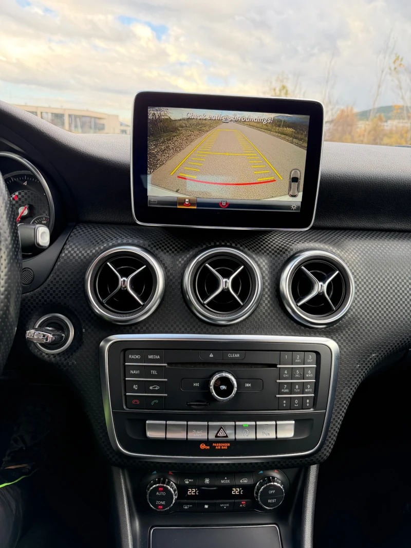Mercedes-Benz A 200 4MATIC/CAMERA/PARK ASSIST/LED/AMBIENT, снимка 14 - Автомобили и джипове - 52507486