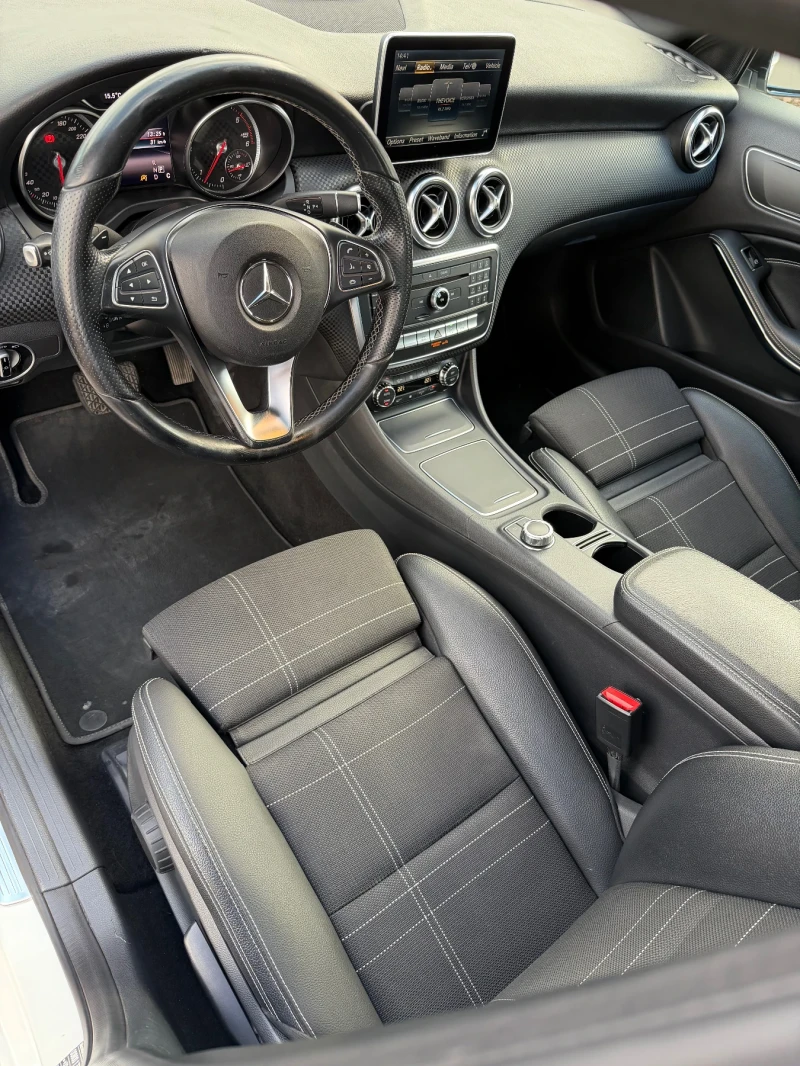 Mercedes-Benz A 200 4MATIC/CAMERA/PARK ASSIST/LED/AMBIENT, снимка 9 - Автомобили и джипове - 52507486