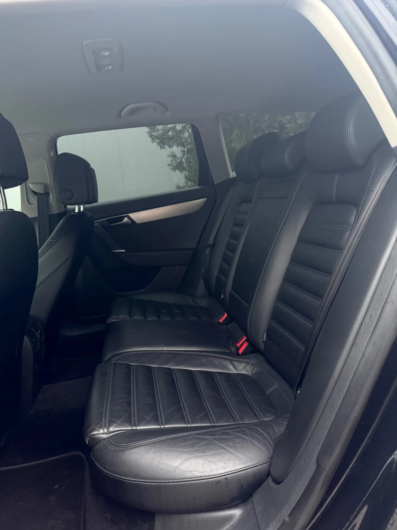 VW Passat 2.0 TDI 140 DSG, снимка 9 - Автомобили и джипове - 53287488