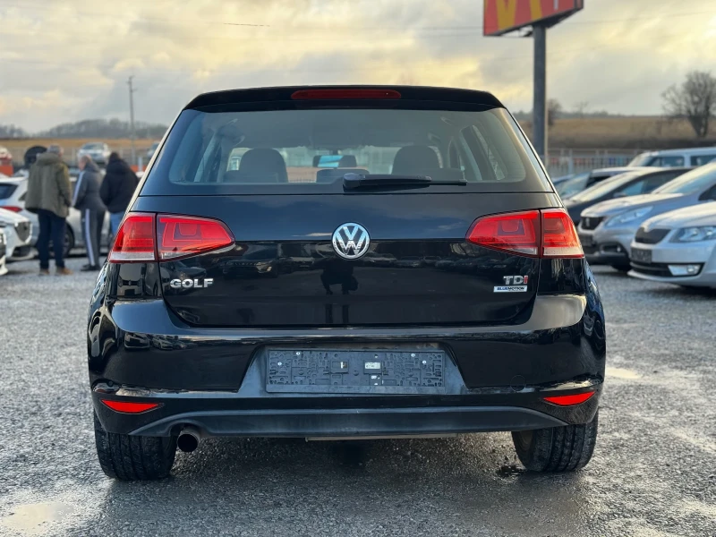 VW Golf 1.6TDI/EURO 6B/ Navi/ 110kc, снимка 6 - Автомобили и джипове - 53295009