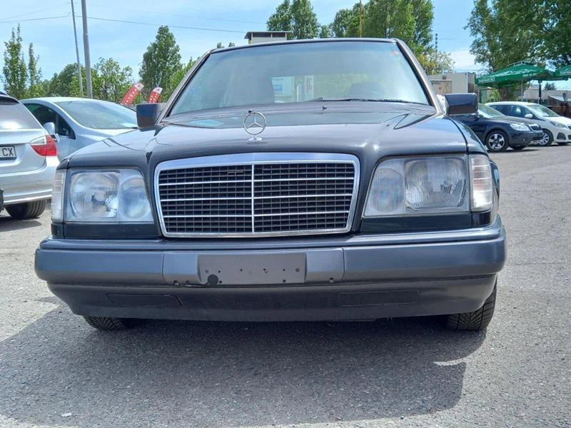 Mercedes-Benz E 220 W124 150k.c., снимка 1 - Автомобили и джипове - 36685682