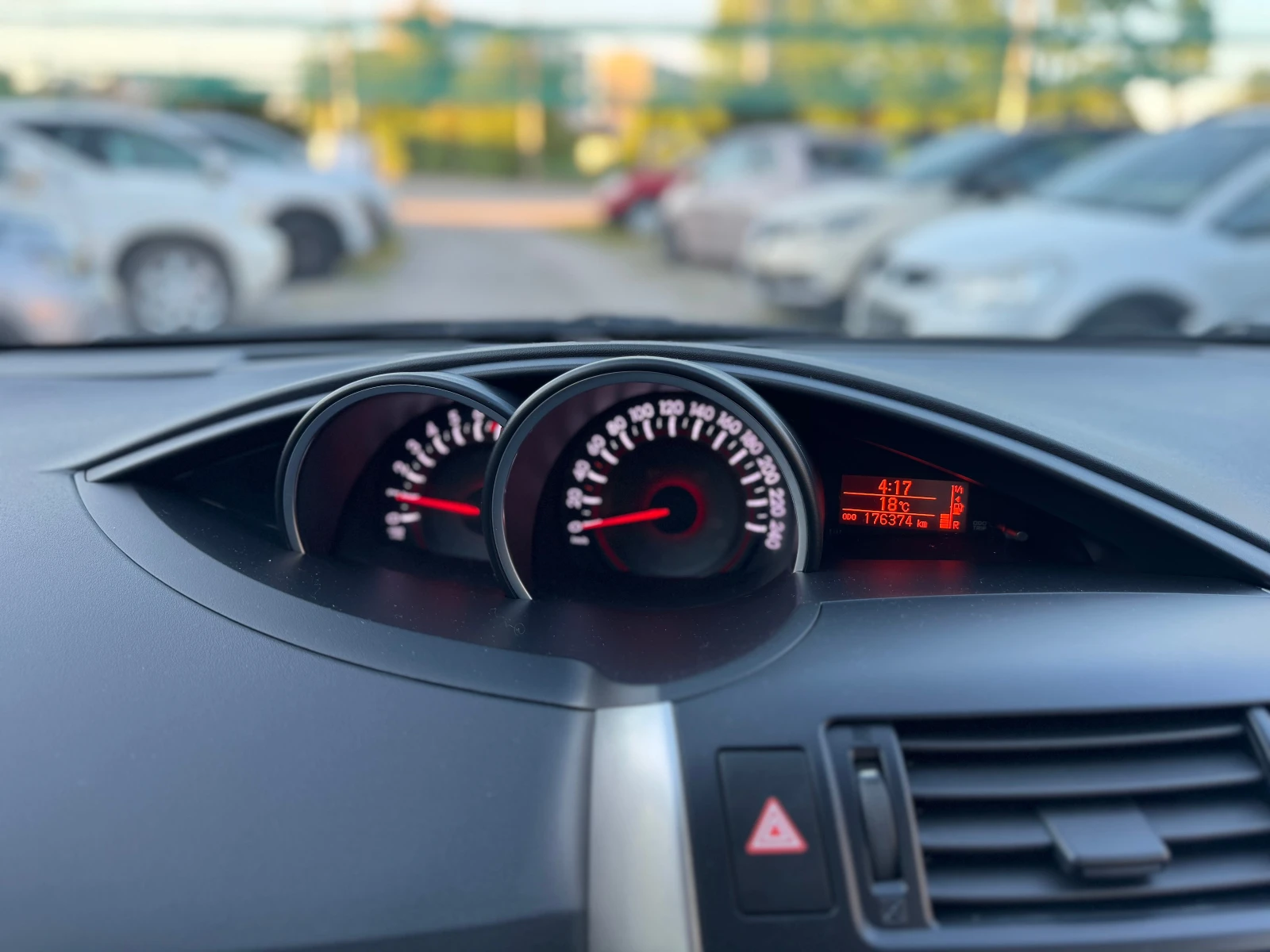 Toyota Verso 1.8i FaceLift AUTOMATIC | Mobile.bg — изображение 11