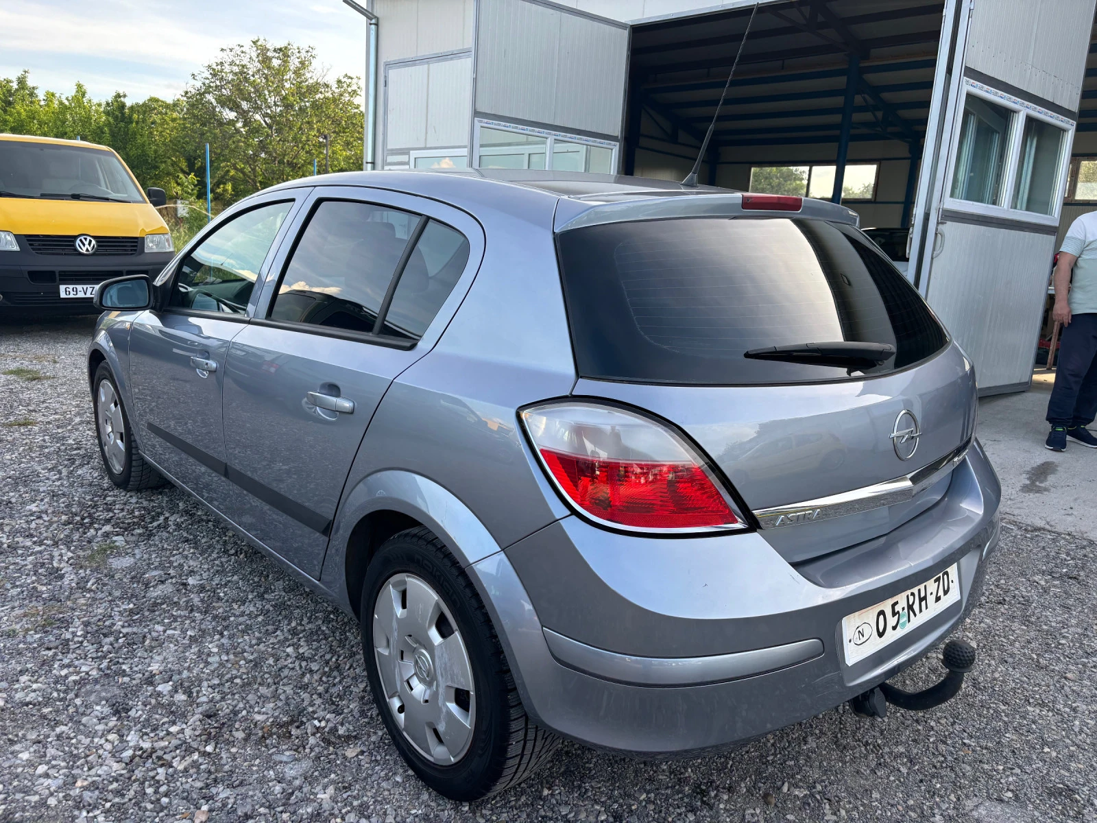 Opel Astra 1.6 - изображение 3