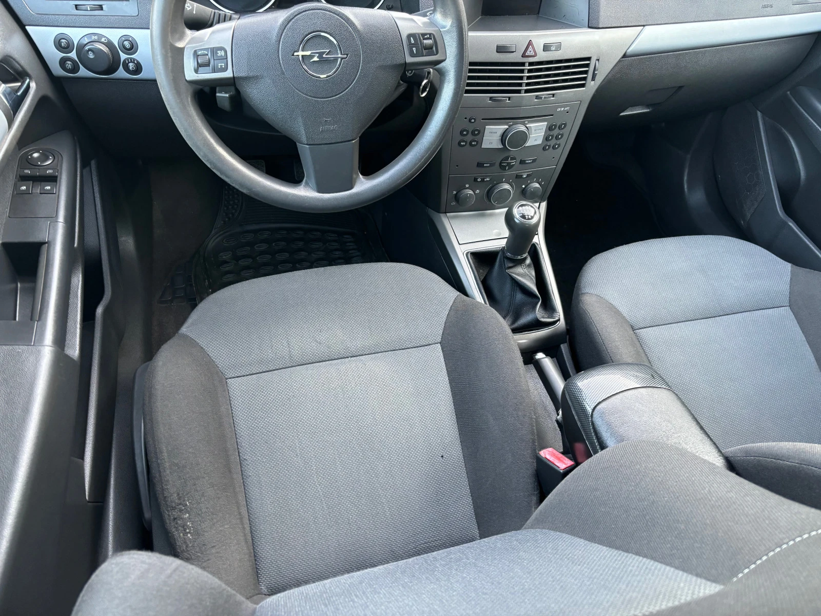 Opel Astra 1.6 - изображение 8