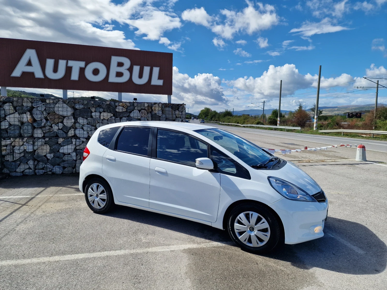 Honda Jazz 1.3i NAVI - изображение 2