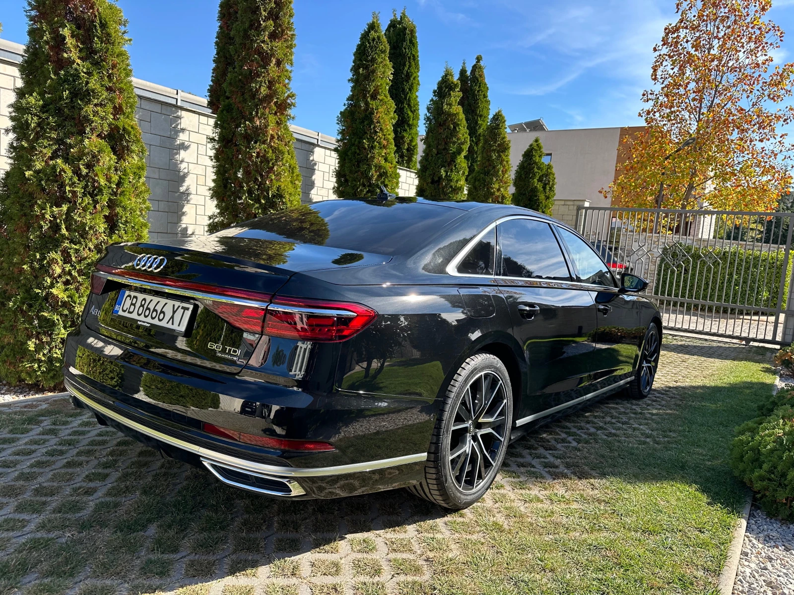 Audi A8 60TDI* V8* LONG - изображение 4