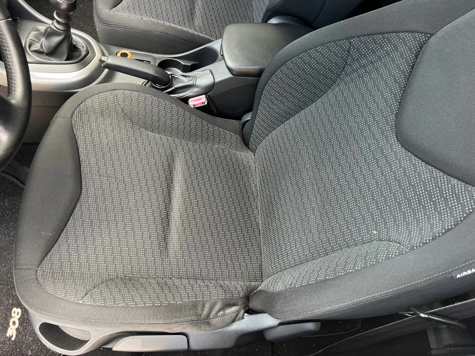 Peugeot 308 1.6i PANORAMA/6sk/KLIMATRONIK/UNIKAT - изображение 10