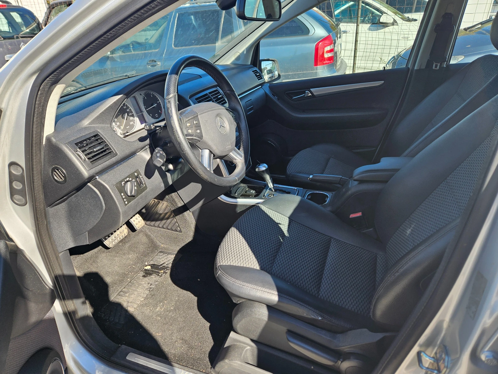Mercedes-Benz B 200 2.0 CDi - изображение 9