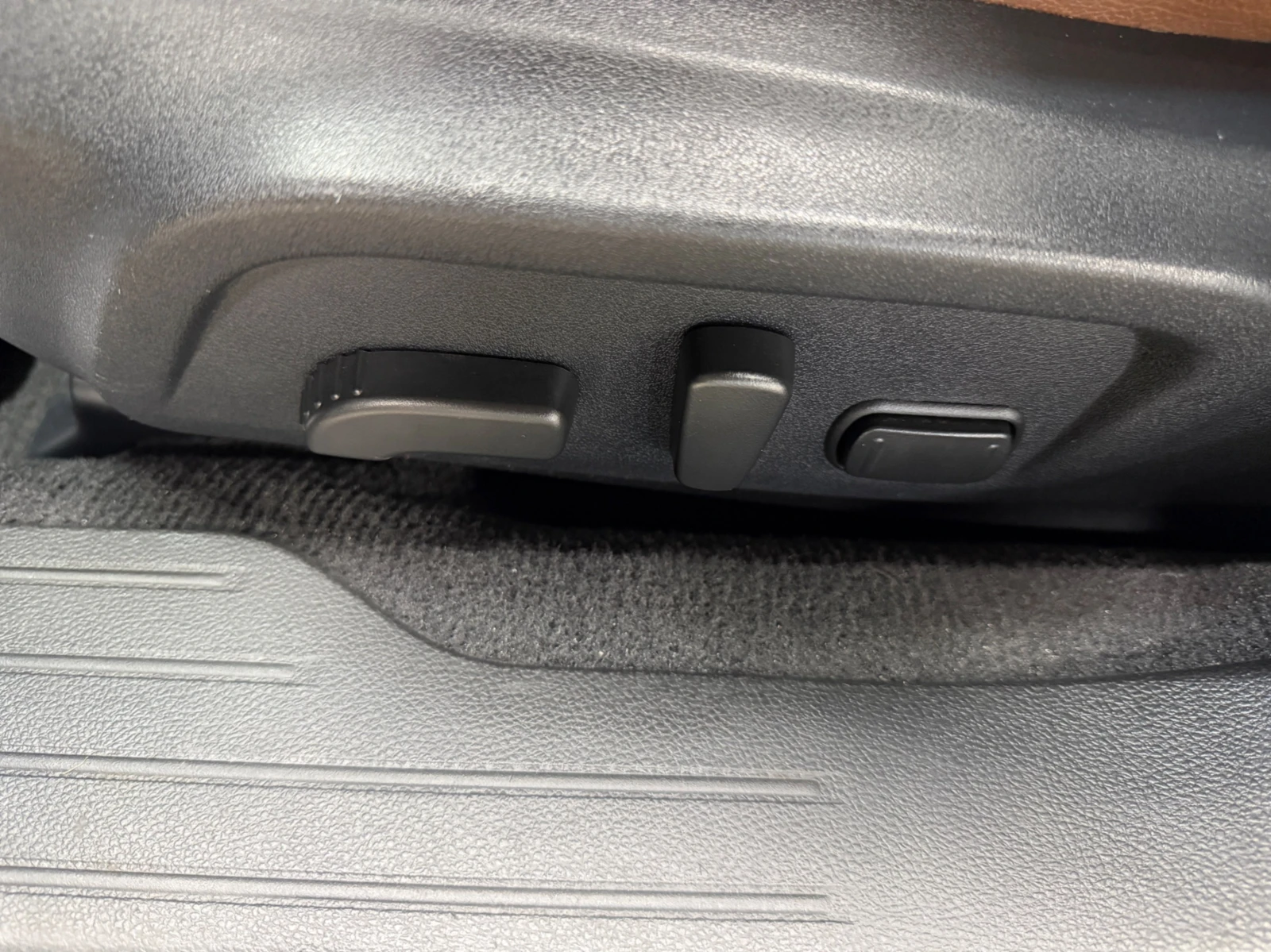 Subaru Outback 3.6R / Premier / Tech PKG / EYESIGHT - изображение 9